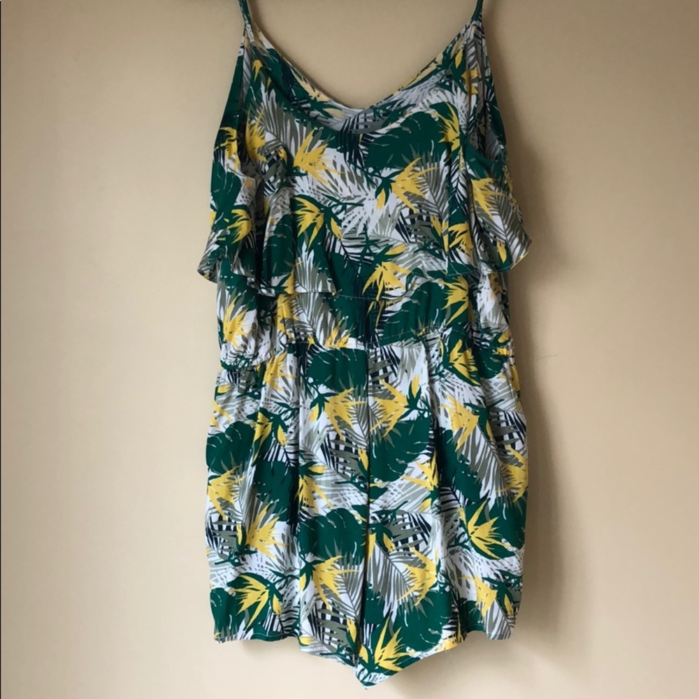 Floral/ Leaf print Short Romper